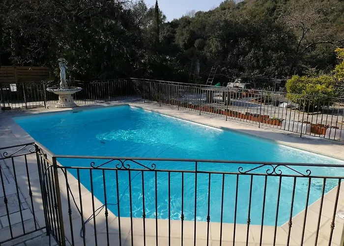 Lägenhet Detente Avec Terrasse Antibes
